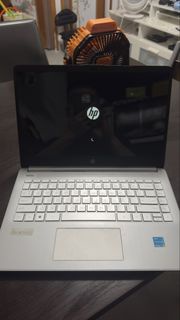 HP 14s-dq2xxx 筆記型電腦