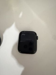 Apple Watch SE 40mm 電池健康度100%