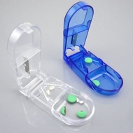 Pill Cutter Alat Pemotong Obat Tablet Pemecah Tablet