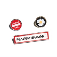 GD GD GD INS Same Style pmo Daisy English Pattern Belongs to Brooch Decoration Student Bag NQLP