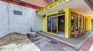 OYO Flagship 90717 Hotel Kalimantan Surabaya