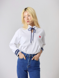 Ember.Whisker Step Motion Top เสื้อแขนยาวผู้หญิง คอผูกโบว์ ผ้านิ่มใส่สบาย Cotton มี 3 สี (Navy / Whi