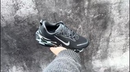 💥現貨💥 頂級回彈透氣專業跑步鞋 Nike ZoomX Invincible Run 3 | 電鍍黑迷彩 | 男女同款|