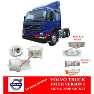 VOLVO TRUCK FM FH VERSON 1 FM10 FM12 SIGNAL LAMP , PARKING LAMP SOCKET