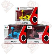 Diecast Scooter Motorcycle Alloy Classical Moto Vespa Sidecar