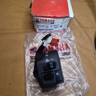 B3F-H3973-01 Right Switch Holder Yamaha Lexi 125 Original