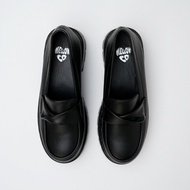 MellowCo รองเท้าโลเฟอร์วีแกนคาดหน้าทวิสต์ Loafer รุ่น Iris Classic M1-D5001