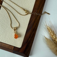 L1648 : Carnelian Pendant (8x6mm)