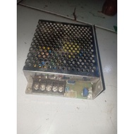 13,8 volt mesh power supply