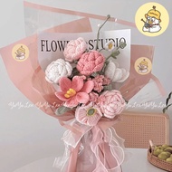 [AVAILABLE] handmade wool flower bouquet mixed with tulips, roses,... as graduation gifts, valentine