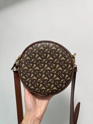 Burberry TB Monogram 圓形斜背包 斜孭袋