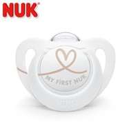 ネコポス不可 ヌーク おしゃぶりスター ハート 消毒ケース付 0-6カ月用 おしゃぶり NUK nuk ジーニアス Sサイズ