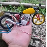 HONDA Herex Tronton basic Miniature Motorcycle Toy cb100HONDA DynamoADA