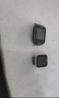 賣下面那個Sony的智慧型手錶. 沒有測試狀況不知.售後不退。