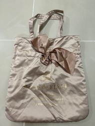 Maison de fleur tote bag
