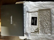 Chanel 手袋, Chanel 小袋 銀色, Chanel Silver Lambskin Leather Camellia Pochette Bag #Chanel
