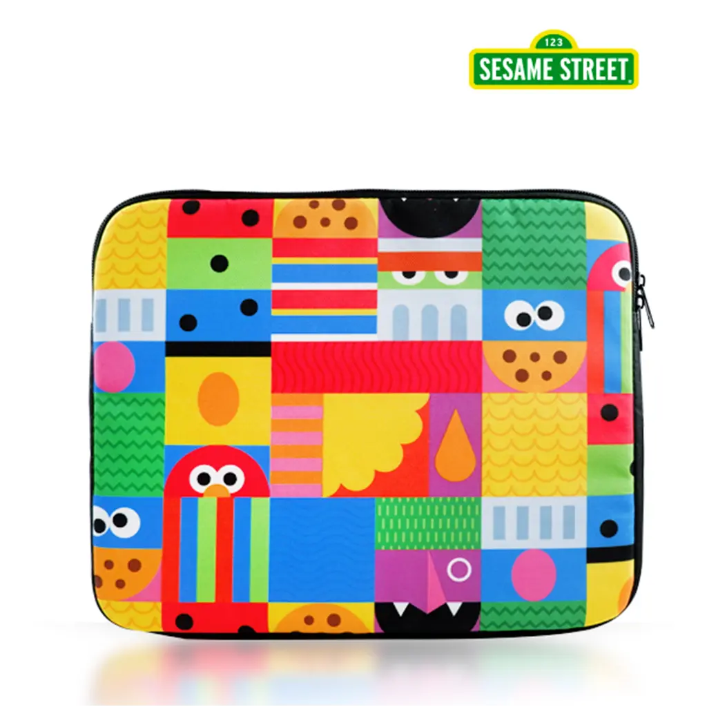 SST6-กระเป๋าแท็บเล็ต : Sesame Street-6A Tablet Bag (SST6A TLB-15BK29H) W29xH23.5xS2.5 cm.