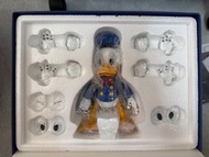 Blitzway 迪士尼唐老鴨 Carbotix Figure