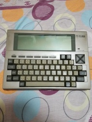 經典手提電腦 NEC PC8201 收藏