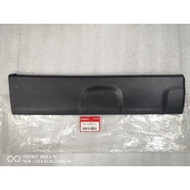 HONDA CRV SWA 2007-2011 REAR DOOR LOWER GARNISH RIGHT (DRIVER SIDE) 75313-SWE-T01