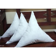 Triangular pillow 40x40x40 cm
