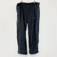NIKE 運動褲/防風褲，黑色，L 碼，古著。