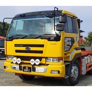 FZ Nissan CW630 CD48 Front Bumper Lamp Assy (RH / LH)