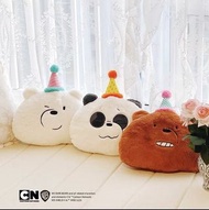 正版預訂 睇圖4留言其他唔覆✨✨✨生日咱们裸熊公仔攬枕 生日熊熊遇見你公仔攬枕 冰熊公仔 胖達公仔 熊貓公仔 白熊公仔 We Bare Bears 熊熊三賤客 咱好熊弟 三裸熊公仔 35cm