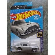[UGLY CARD] HOT WHEELS ASTON MARTIN 1963 DBS - SKYFALL 007