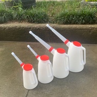 Graduated Oil Can Car Oil Can Refueling Can Long Spout Universal Refueling Can Oil Filling Refueling