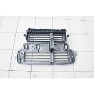 ADT.車燈.車材 FOCUS MK3.5 15-18年 水箱冷排電子式集風罩 1.5專用，提升散熱效率 