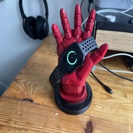 Cool & Creative Iron Man MK3 Armor Gauntlet Charging Stand for Apple Watch Series, Desktop Magnet Ch