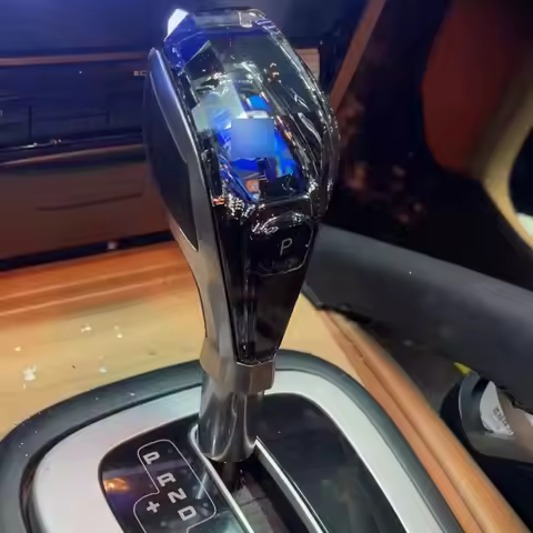 crystal shift knob It is suitable for Porsche Cayenne 2005-2010