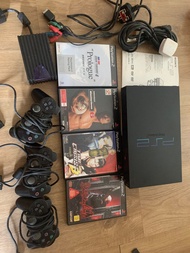 ［執屋清貨］PS2 主機 + 3 手制 + 分插 + 4 正版game