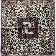 FENDI 復古絲巾 豹紋綴以標誌性 FF Logo 23 x 23 英吋