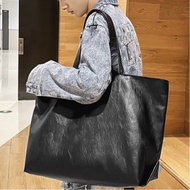 Kumi Japan Leather Wide Shoulder Tote Bag