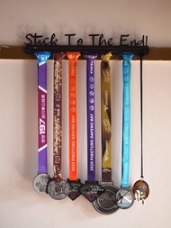 工業風質感英文字母獎牌掛架、獎牌架、寬40cm、收到凌亂獎牌、增