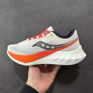 Saucony Kinvara Pro 跑步鞋