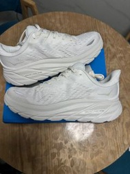 👟 HOKA ONE ONE Clifton 8 白色 跑步鞋 – 百搭神鞋