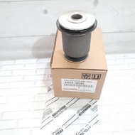 Small lower arm bushing TOYOTA Hilux Vigo 4wd Fortuner 48654-0k040 oem