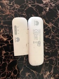 WiFi 手指 入SIM card 放WiFi