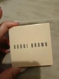 原價2050 🦕Bobbi Brown Bobbi Brown 彷若裸膚蜜粉餅。