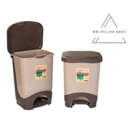 LAVA Step Dustbin Square 11L SDB369