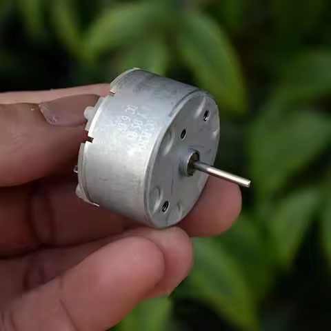 JS-500C Precious Metal Brush Motor DC 5V 6V 8400RPM Round Electric Spindle Engine High Power Large T