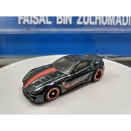 Hot Wheels Ferrari 599XX Super Treasure Hunt STH LOOSE NO CARD/BLISTER (NOT PERFECT) FZCC