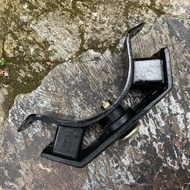 MESIN Engine Mounting Rear No.1 Transmission Transmission Trans Pangkon Rear Engine Mount Gear Box G