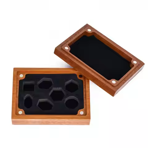 Square DND Dice Case Wooden Storage Box for 1 Set of 16mm Dice D4 D6 D8 D10 D12 D20 7Pcs D&D Dice Ho