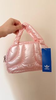 Adidas padded Bag - Pink 雲朵包