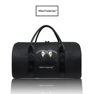 【Mike Frederiqo】正版授權 時尚運動衣物袋 卡爾老佛爺
