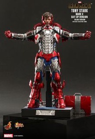 全新未開 Hottoys (MMS600) Tony Stark Ironman Mark V Suit up Version (Deluxe 豪華版) (歡迎提問)